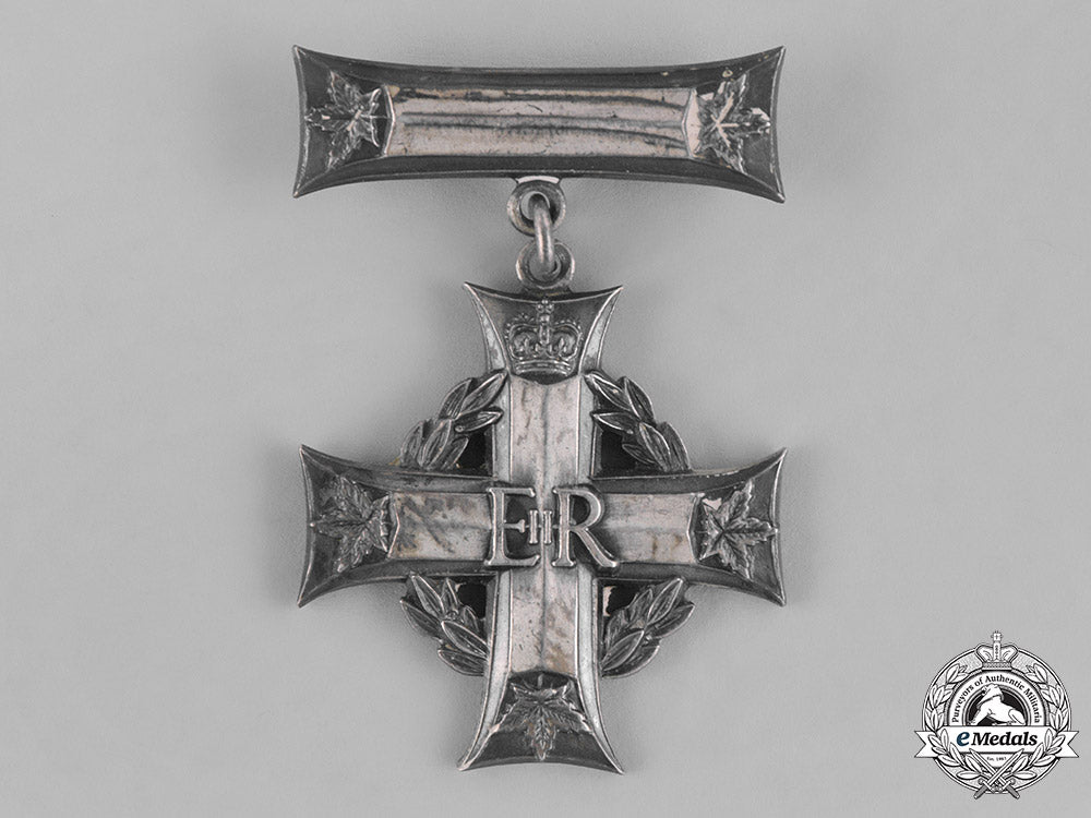 canada._a_memorial_cross_to_cpl_h.w_mcintyre_m181_3053