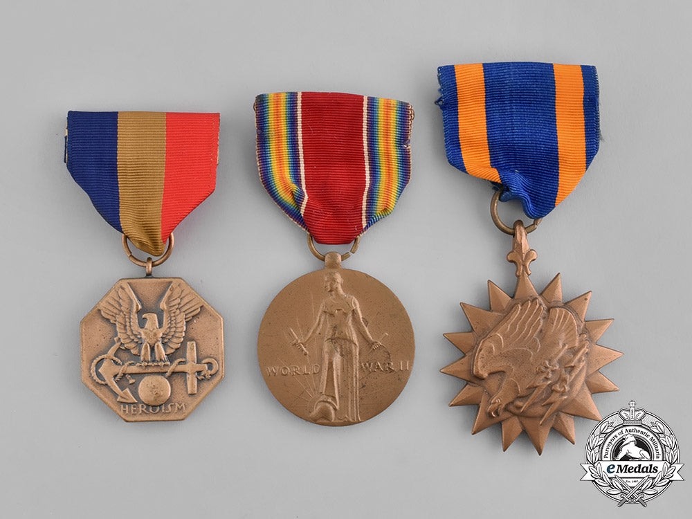 united_states._a_lot_of_seven_awards_m181_4047