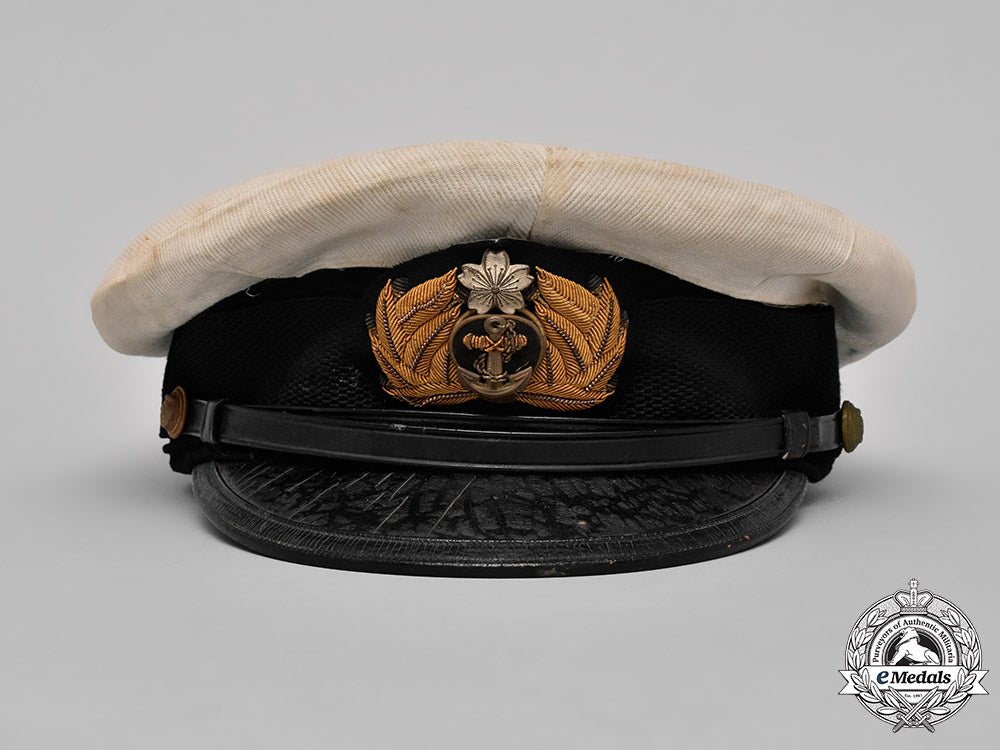 japan,_imperial._a_japanese_naval_officer’s_white_cover_summer_uniform_visor_cap_m181_6784