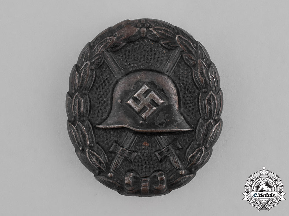 germany,_wehrmacht._a_black_grade_wound_badge_m181_7979