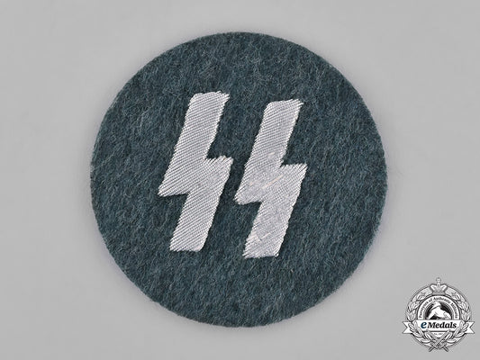 germany,_third_reich._ss_members_runic_breast_insignia_m181_9289