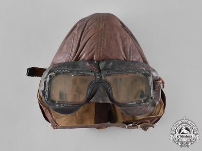 canada._a_royal_canadian_air_force(_rcaf)_flying_helmet_with_goggles,_c.1942_m181_9967_1