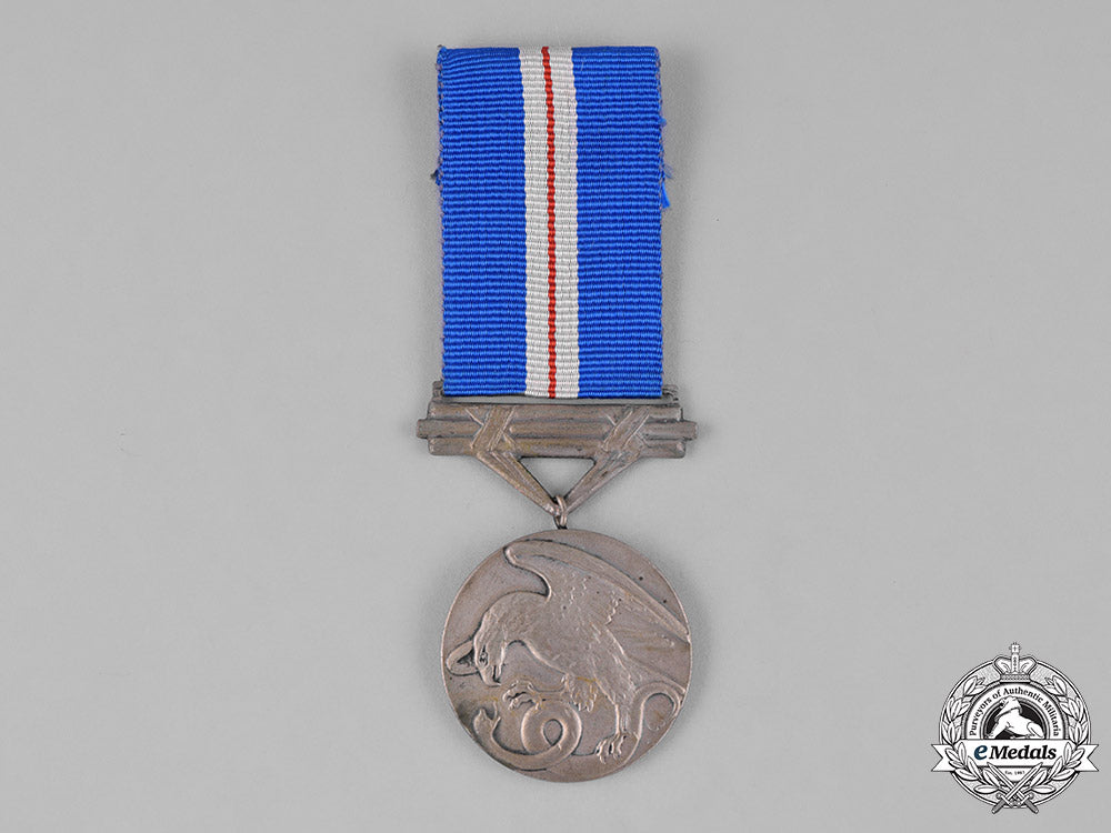 slovakia,_republic._a_medal_of_bravery,_ii_class_silver_grade_m182_1177