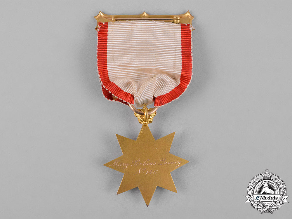 united_states._a_hereditary_order_of_descendants_of_colonial_governors_in_gold,_to_mary_perkins_quincy_m182_4604_1