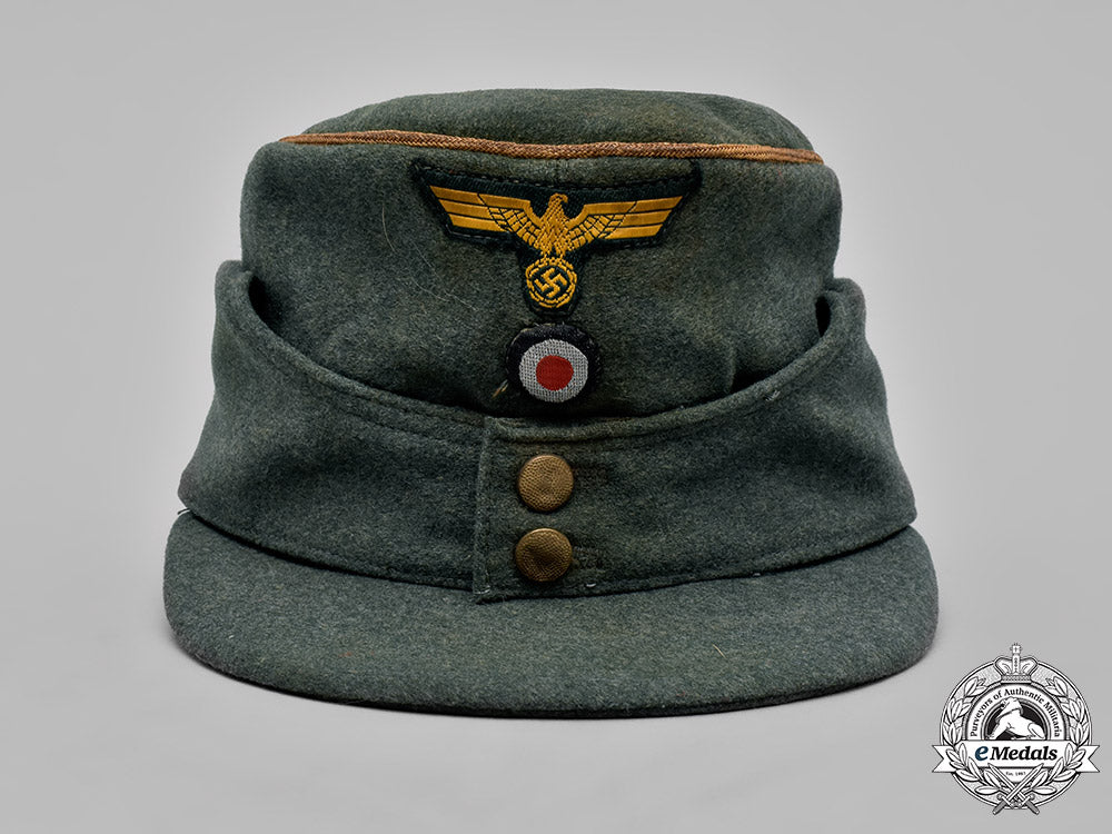 germany,_kriegsmarine._a_coastal_artillery_officer’s_m43_field_cap,_c.1943_m182_6308