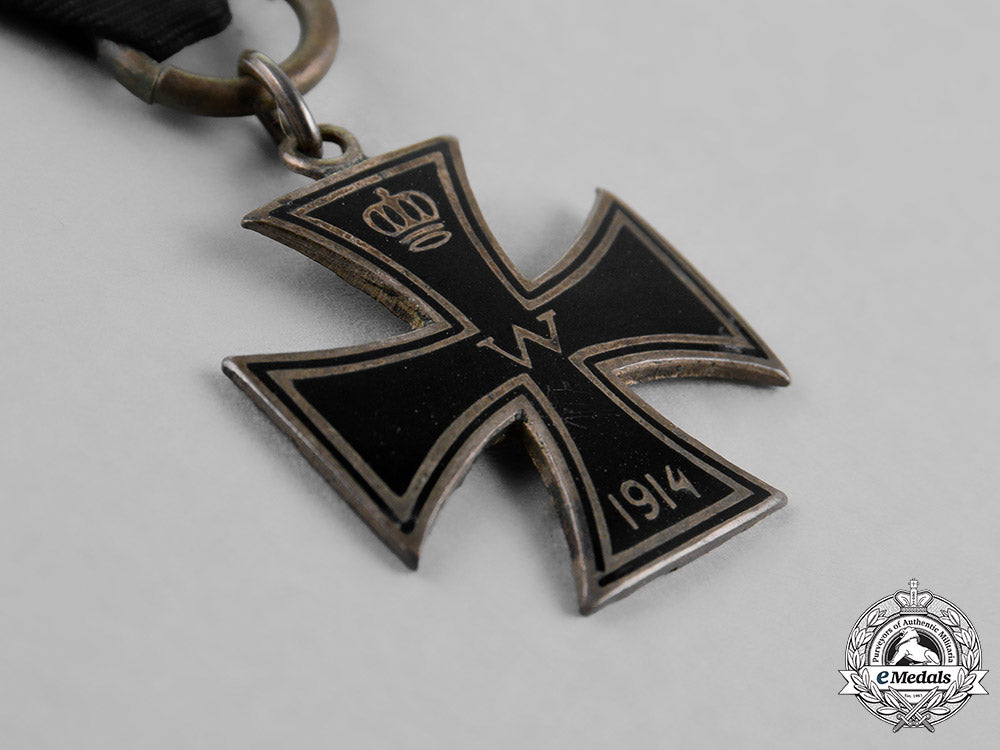 prussia._an_iron_cross1914_watch_fob,_with_a_miniature_prussian_pilot’s_badge_m18_5694