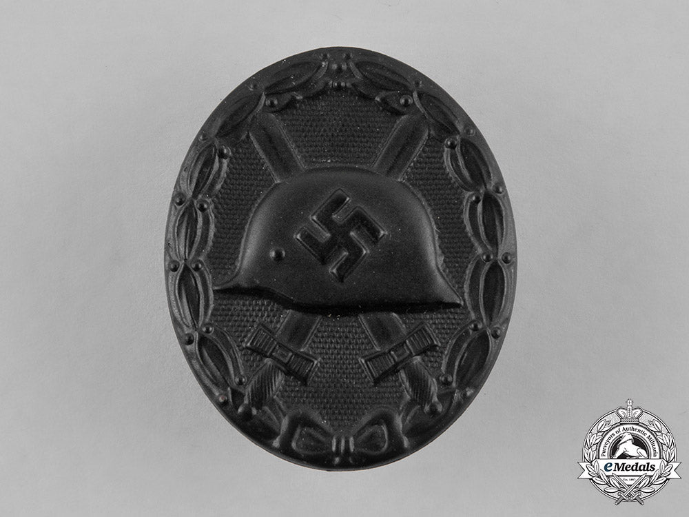 germany,_wehrmacht._a_black_grade_wound_badge_m18_8002