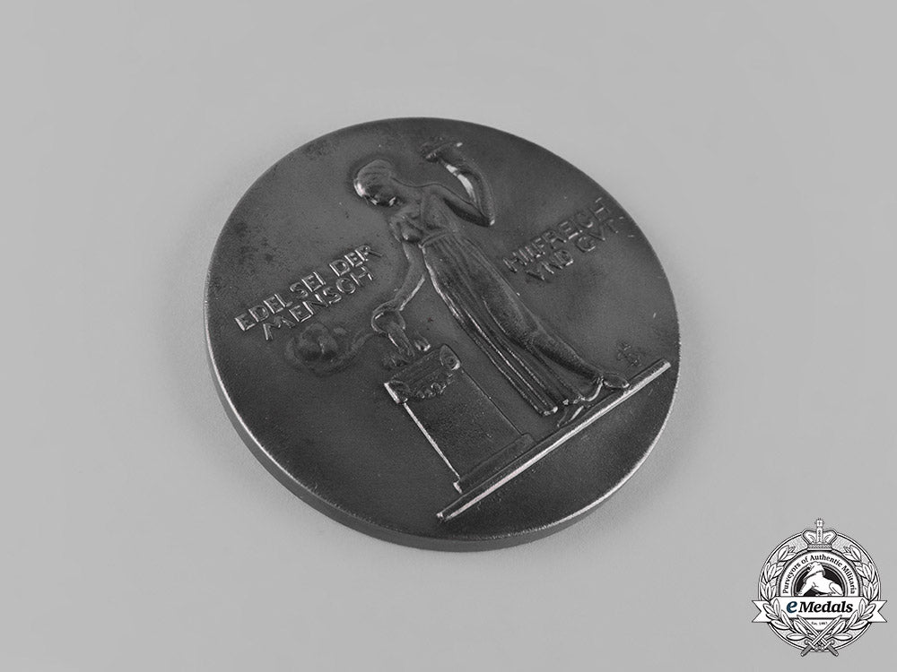germany,_imperial._a1916_medal_for_berlin_war_relief_volunteers_by_constantin_starck_m19_11643_1