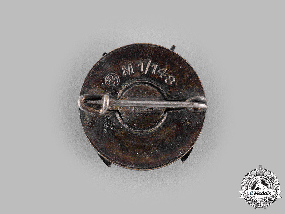 germany,_hj._a_marksmanship_badge_by_heinrich_ulbrichts_witwe_m19_16448