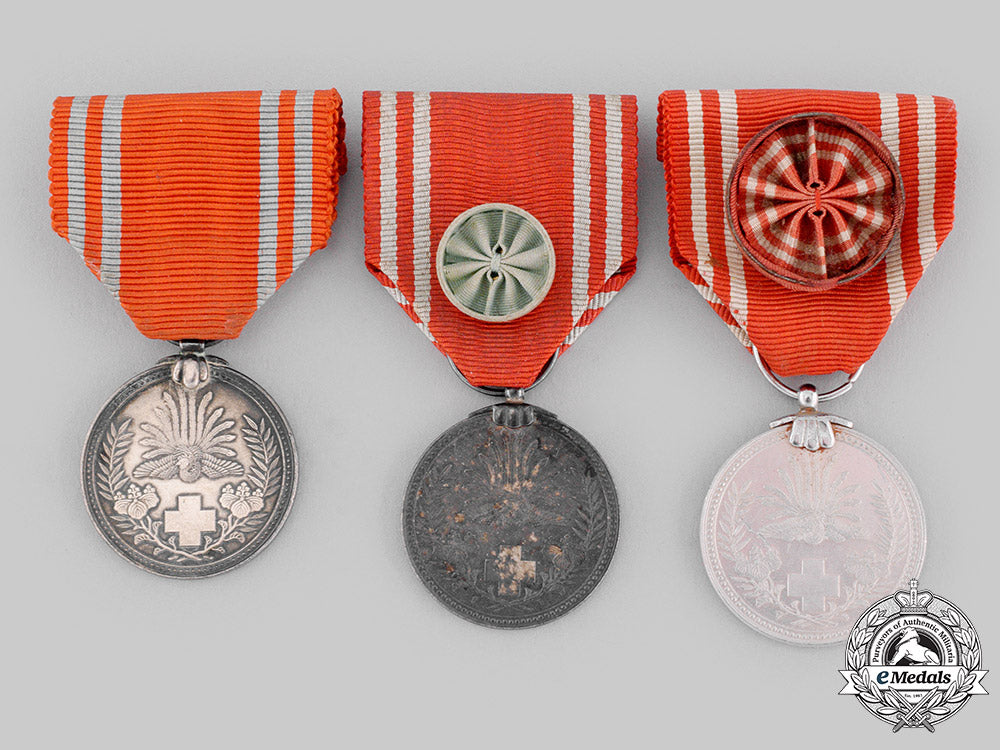 japan,_empire._three_red_cross_society_medals_m19_19911