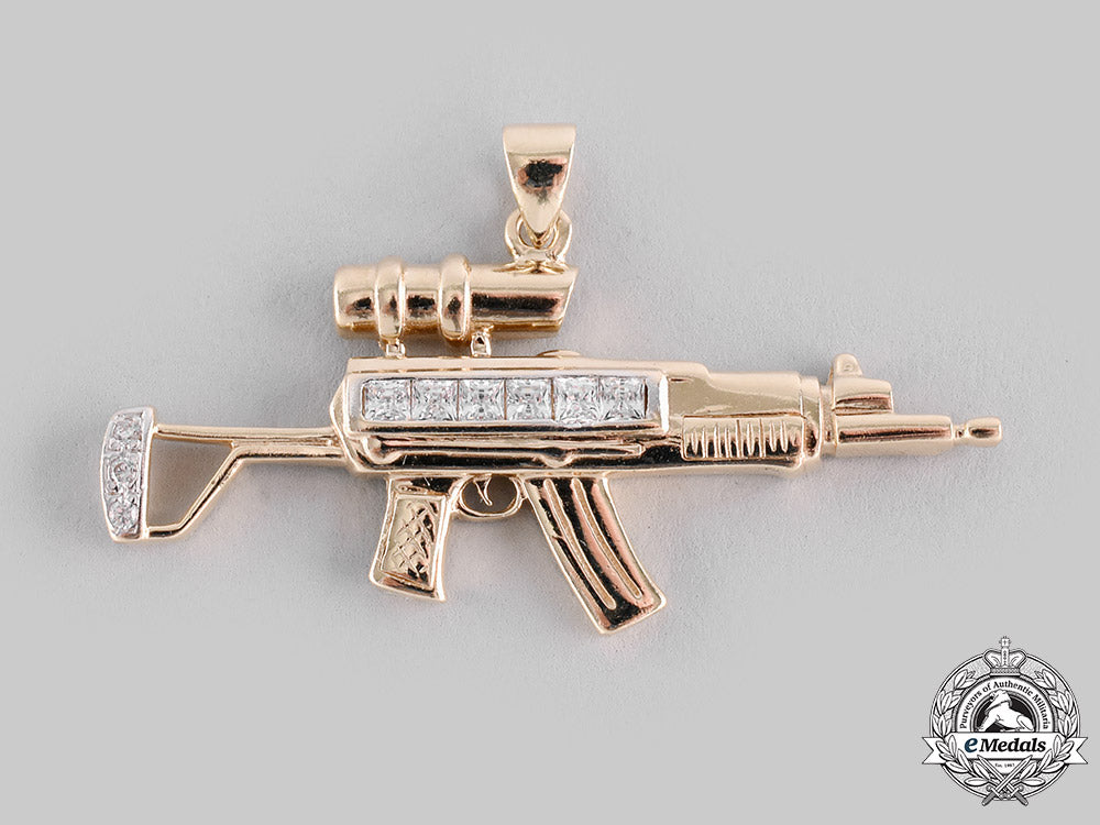 international._machine_gun_badge_in_gold_m19_20900