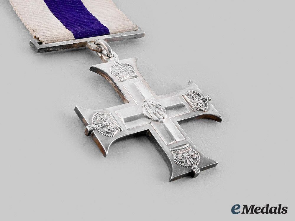 united_kingdom._a_george_v_military_cross_with_case_m19_26755