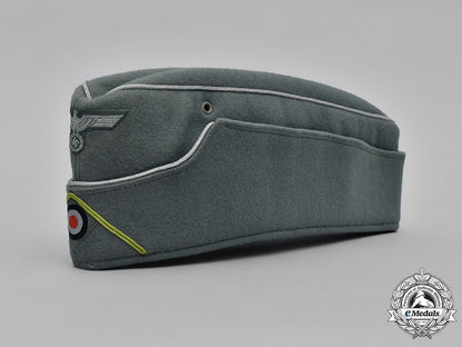 germany,_heer._a_heer_panzergrenadier_officer's_overseas_cap_m19_3554_1_1