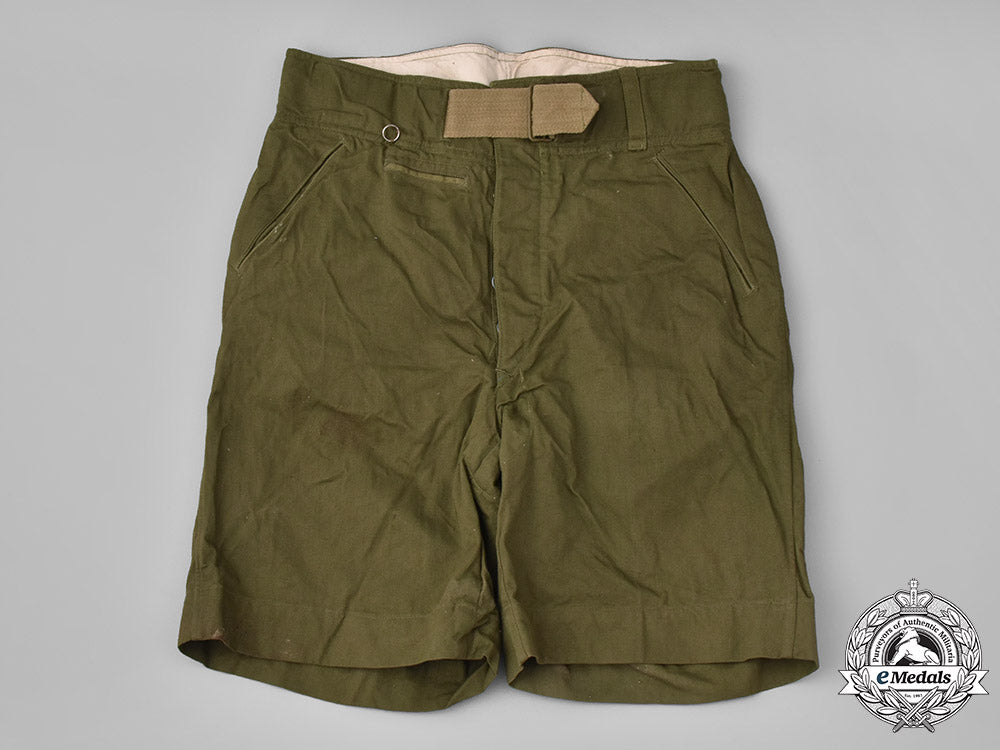 germany,_heer._a_pair_of_heer(_army)_m42_tropical_shorts_m19_3624_1_1_1