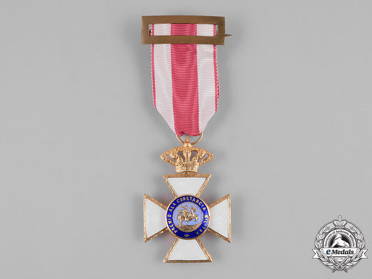 spain,_kingdom._a_royal&_military_order_of_st._hermenegildo,_knight,_c.1975_m19_8366