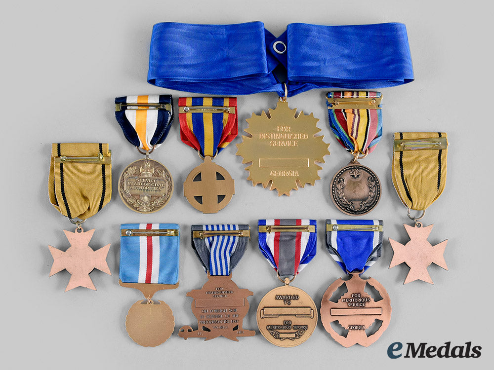 united_states._a_lot_of_ten_national_guard_awards_m20_00893