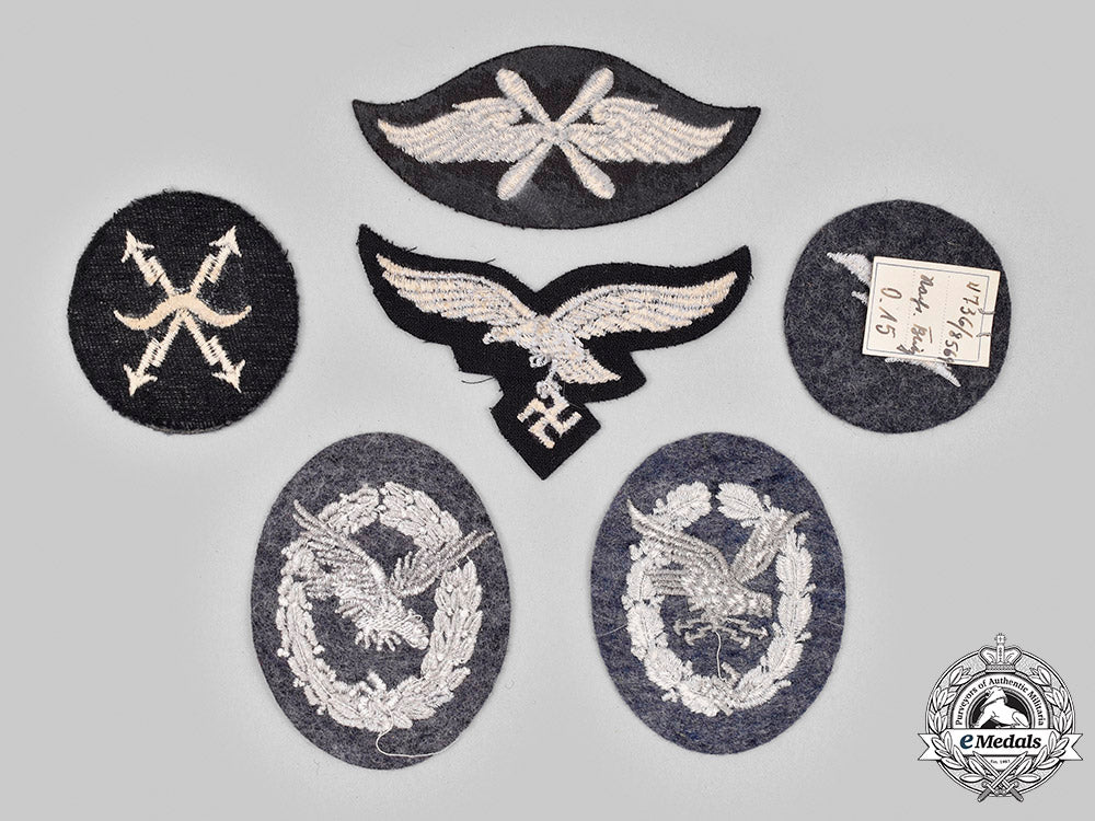 germany,_luftwaffe._a_lot_of_cloth_badges_and_trade_insignia_m20_2335_mnc8767