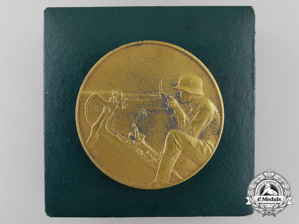 a1936_german_machine_gunner_shooting_medal_with_case_of_issue_n_644