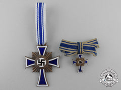 A German Mother's Cross; Bronze Grade With Miniature