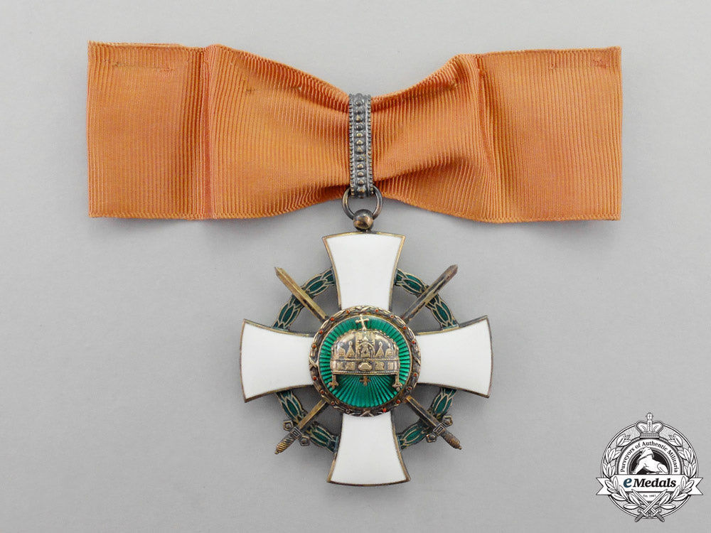 hungary._an_order_of_the_holy_crown,_grand_officer's_badge_with_war_decoration_and_swords1942_o_406_1_1