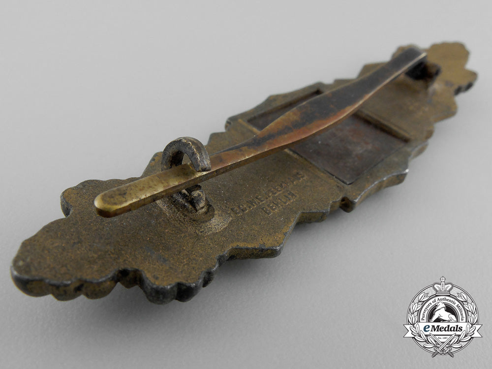 an_unusual_bronze_grade_close_combat_clasp_by_friedrich_linden,_lüdenscheid_o_464