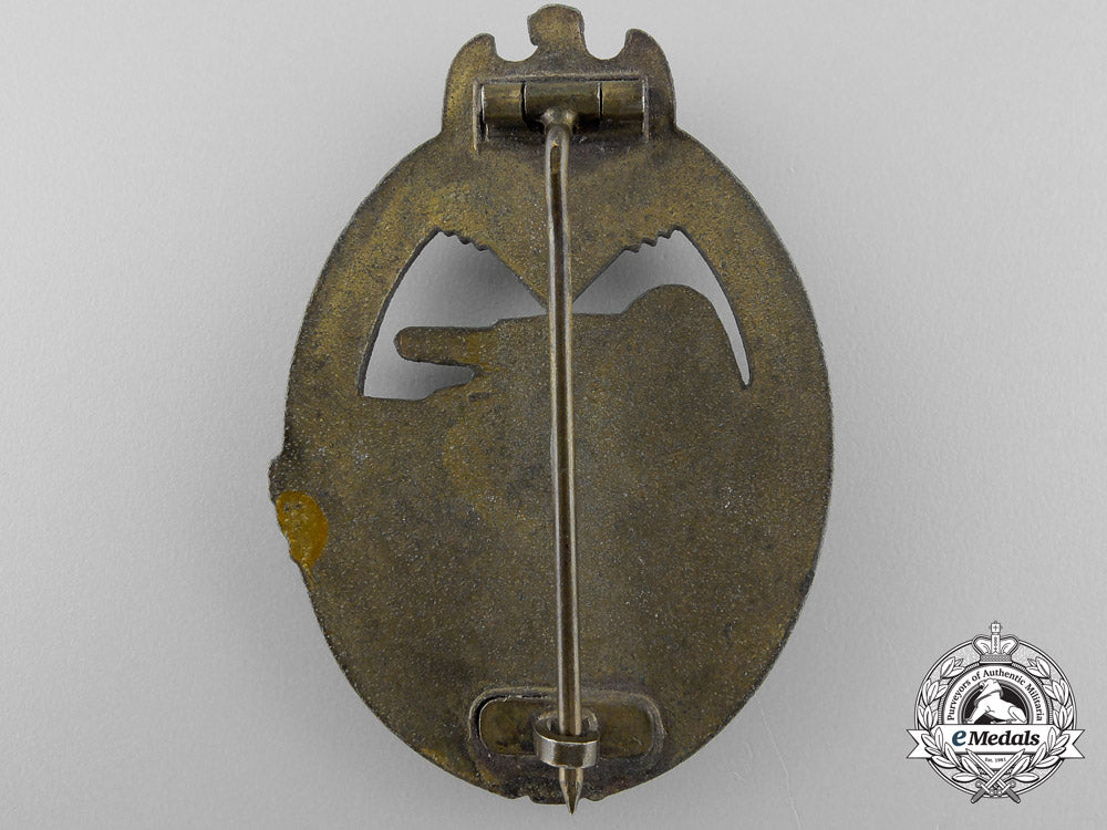 a_bronze_grade_tank_badge_p_349