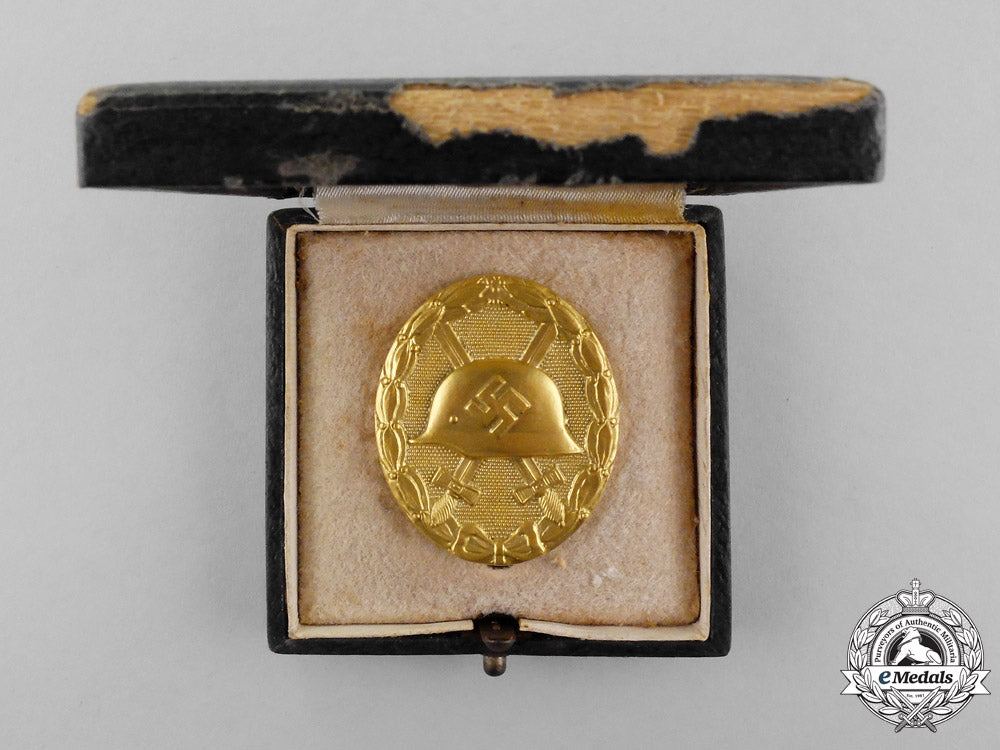 a_mint_cased_second_war_german_gold_grade_wound_badge_by_the_official_vienna_mint_p_631_1