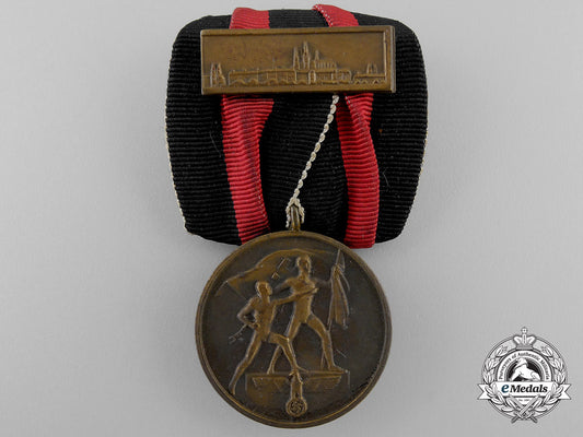 an_october1_st1938_commemorative_medal_with_prague_clasp_q_951