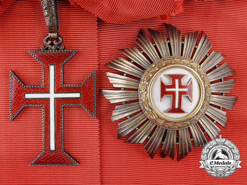 a_portuguese_military_order_of_the_christ;_grand_cross_set_s0015001