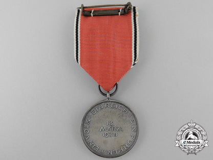 a_commemorative_medal_for13_march1938_with_case_u_250