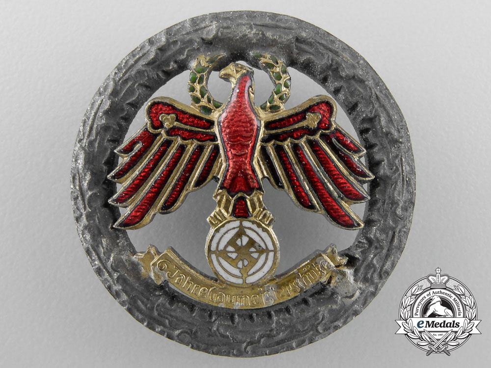 a_tirol_district_marksman_six_year_award_badge_y_960